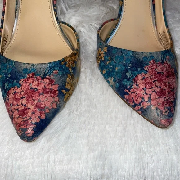 Jessica Simpson Floral Pattern Heels. - Picture 11 of 12